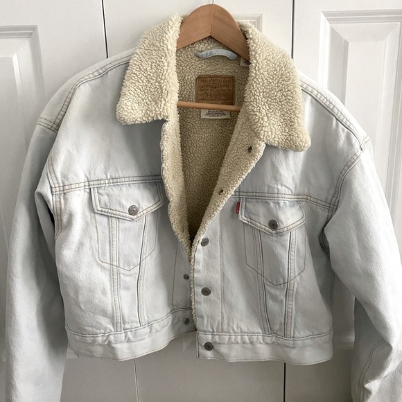 Levi’s denim cropped Sherpa lined jacket - Picture 1 of 3